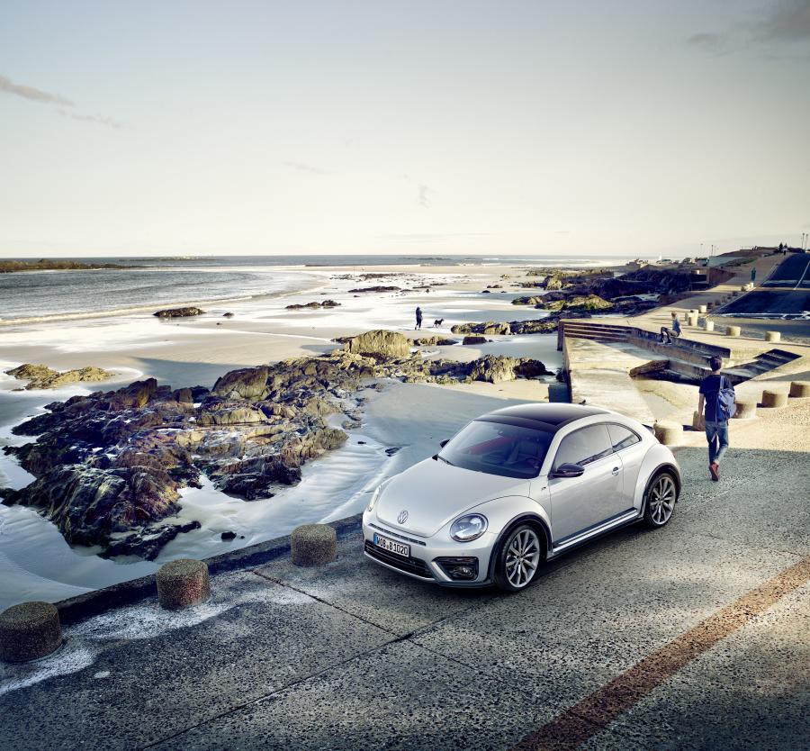  Volkswagen Beetle R-Line 2016 года  (фото 20 из 22)